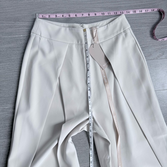NWT MESHKI Katarina Wide Leg Suiting Pants Sand Size M High Rise Pleated - Picture 15 of 16